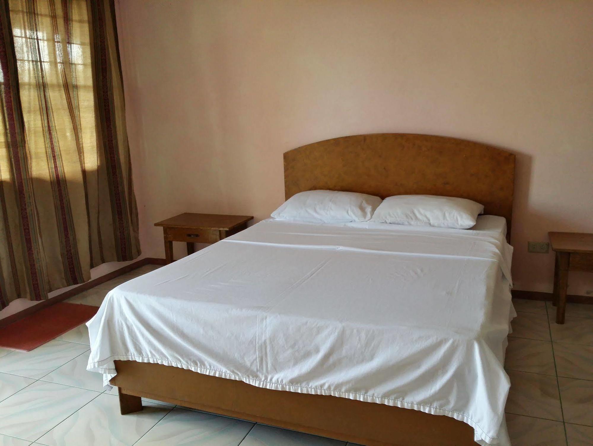 El Paso Inn Tagaytay City Kültér fotó