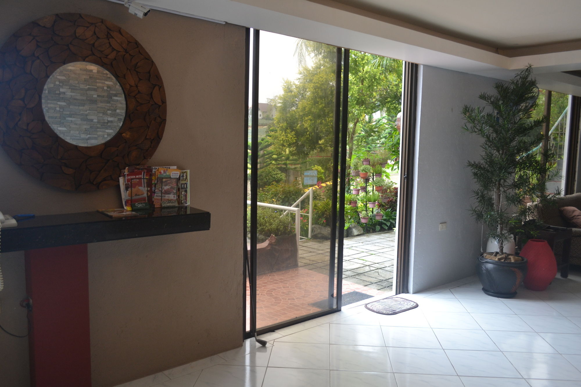 El Paso Inn Tagaytay City Kültér fotó